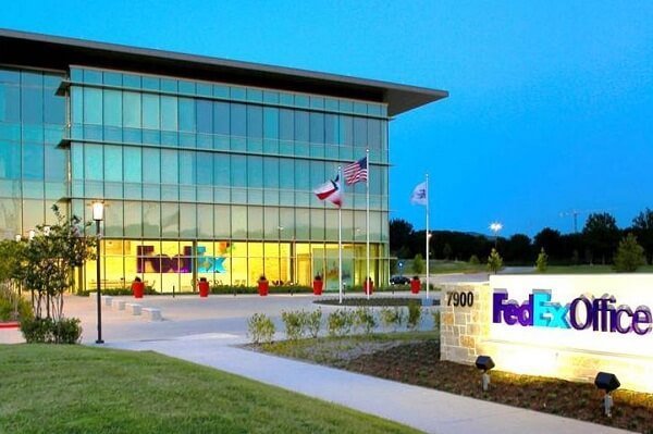 FedEx Headquarters Address CEO Email Address Email Format More